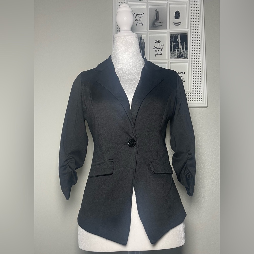 Body Central Black Women’s Button-Front Blazer w/Ruched Sleeves Size Small